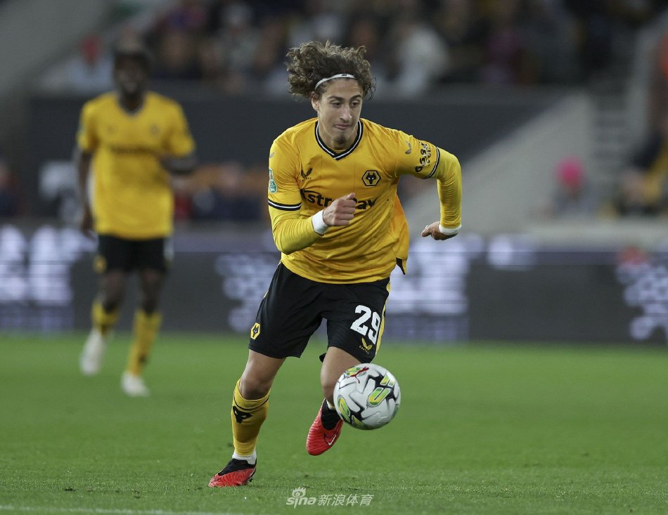 了难忘的比 了难忘的比