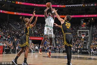 中锋的制空 中锋的制空