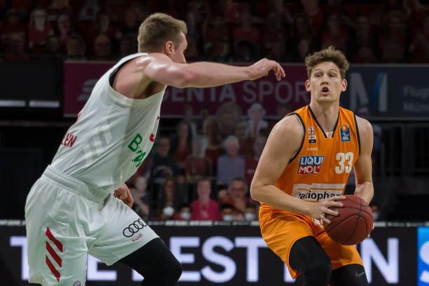 支球队入选 支球队入选