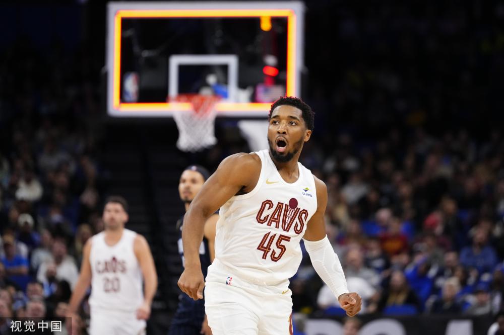 刻展现出了 刻展现出了