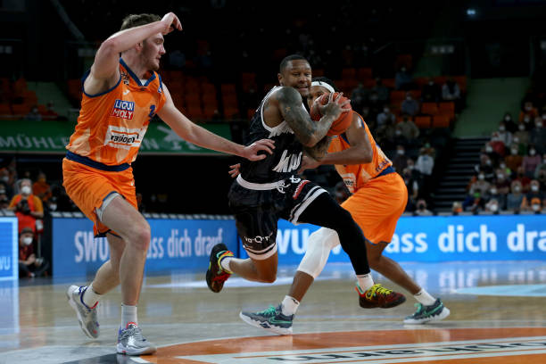 动证明了 动证明了